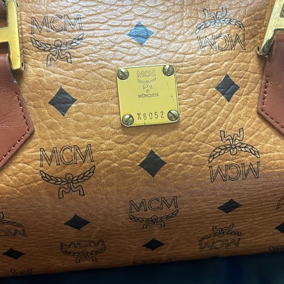 💎AUTHENTIC💎 MCM Cognac Visetos Boston Bag with matching small coin pouch - Picture 7 of 17